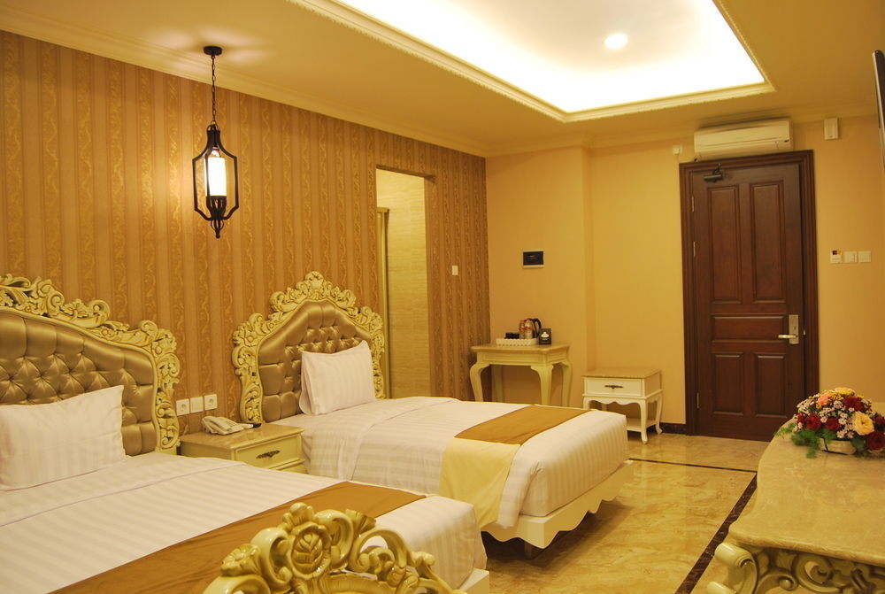 Apple Green Hotel Бату Экстерьер фото